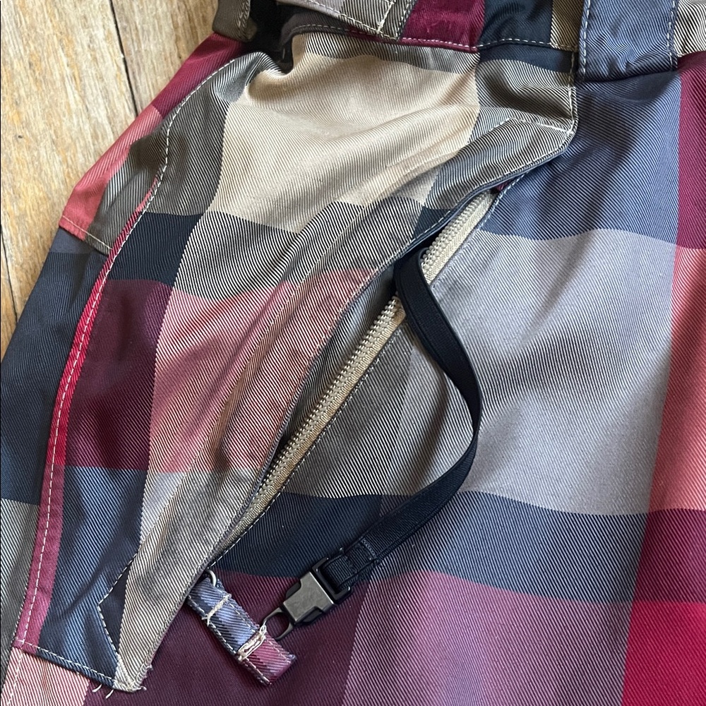 The North Face Men's Multicolor Plaid Cargo Pants - Picture 5 of 13